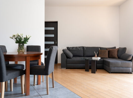 Słoneczny apartament z dużym balkonem Wilanów